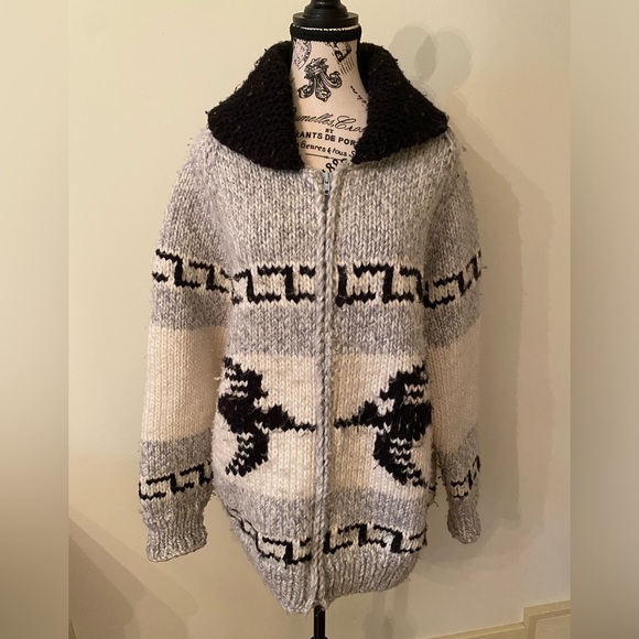 Cowichan Sweaters - Cowichan Wool Loon Cardigan Large/XL Excel Vintage Used Cond Canadiana Hand Knit